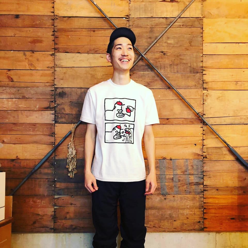 りんご　Tシャツ